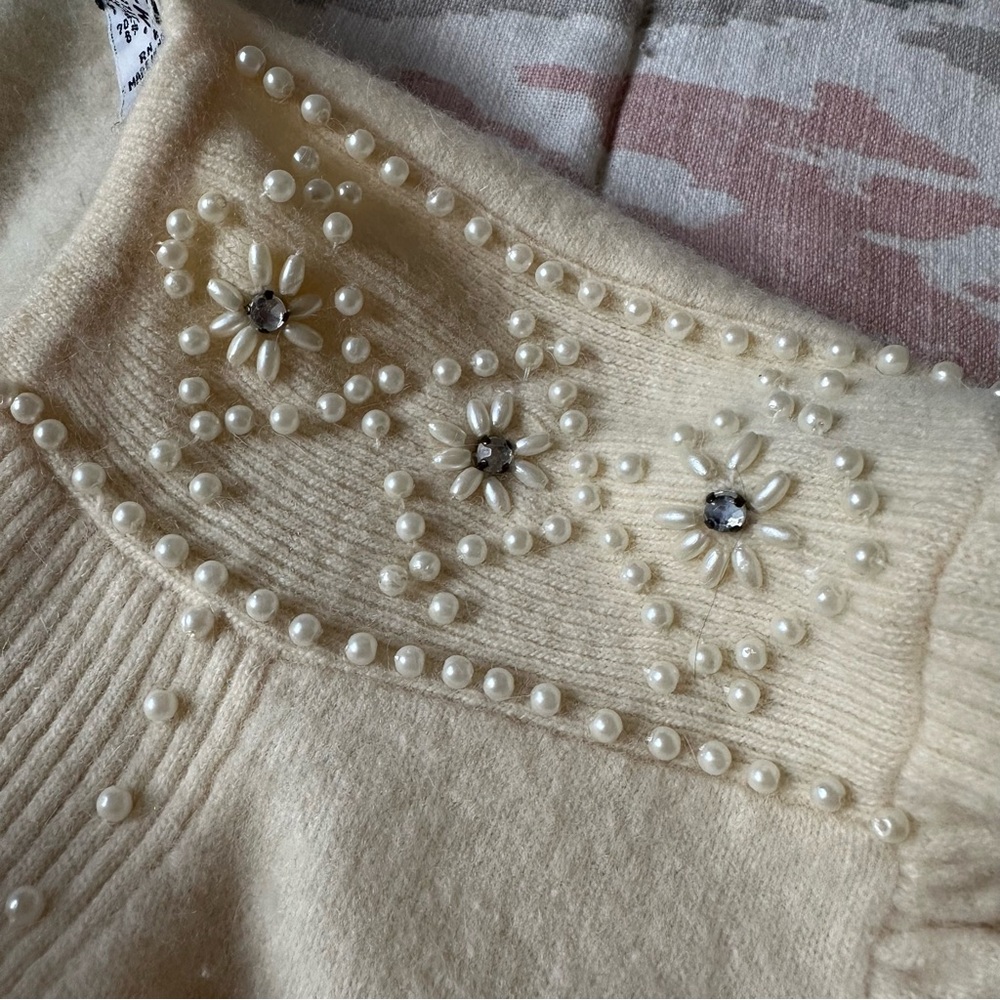Vintage Cream Sweater M